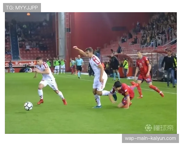 莱昂文体主场迎战毕包 前锋雷特吉成进攻核心